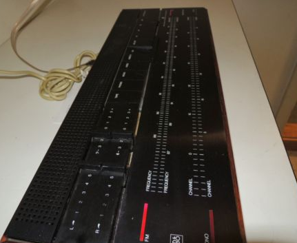 Radio Antigua Bang & Olufsen Beomaster 1001, Type 2504 Radioexperto.com