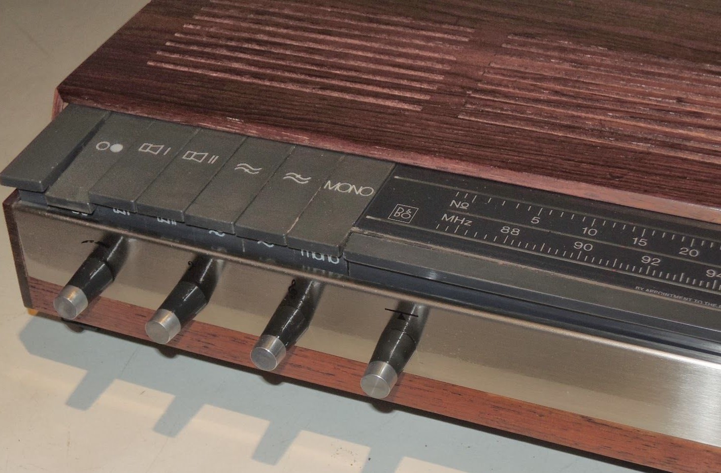 Beomaster 1000 Type 2317 - Bang & Olufsen - Radioexperto.com - Reparacion de radios antiguas