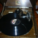 Reparacion Radios Antiguas - Gramofono la Voz de su Amo, año 1925 - Radioexperto.com