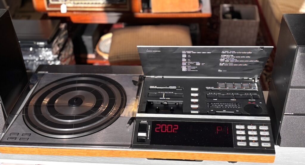 Bang & Olufsen Beocenter 7002 CombineVinyl K7 Radio avec Enceintes S30