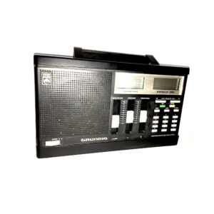 grundig satellit 300