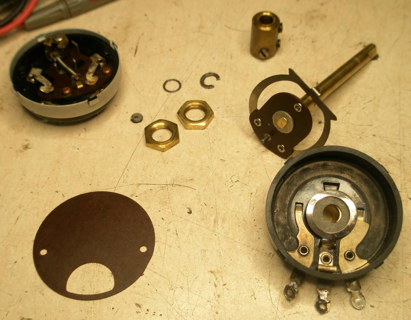 Reparación Potenciómetro radio antigua - Autoradio Philco mod 7 - 4