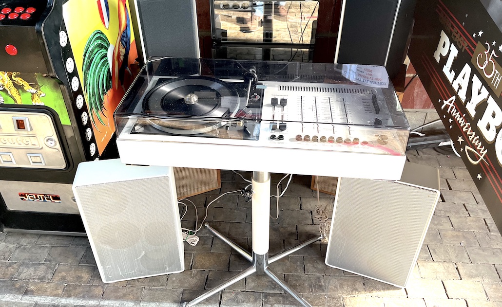 Recreativas y tesoro hifi Mercado Dauphine - WEGA
