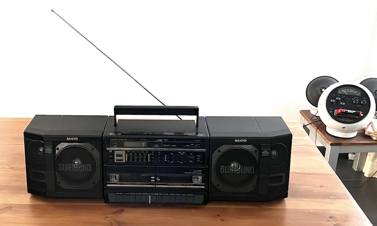 Radiocassette Sanyo M804SR