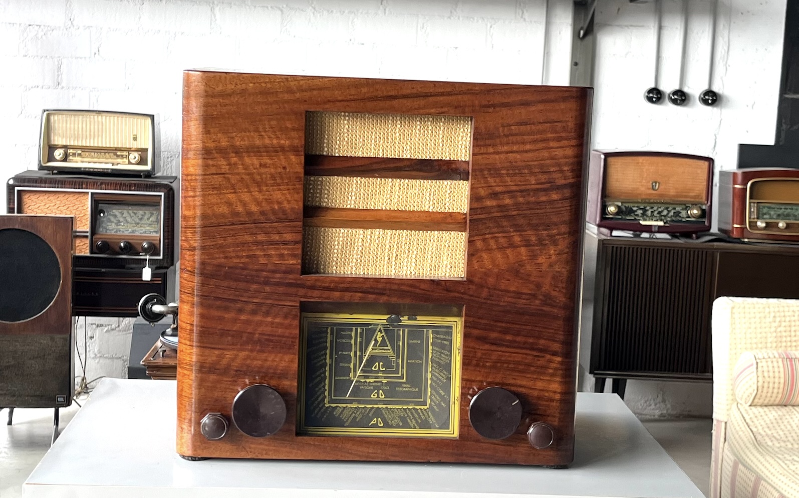 Reparacion Radios Antiguas - Gramófono la Voz de su Amo, año 1925 Radioexperto.com