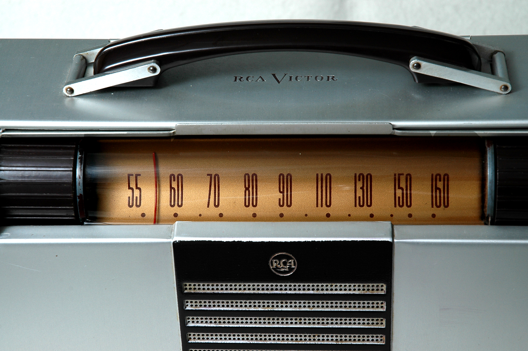 RCA Victor 8BX6 Globe Trotter