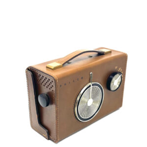 Philco E-676-124 Mustan