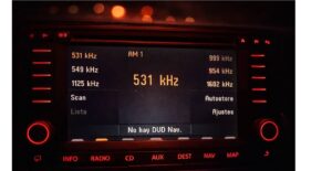 Escuchando la radio AM en enero 2026