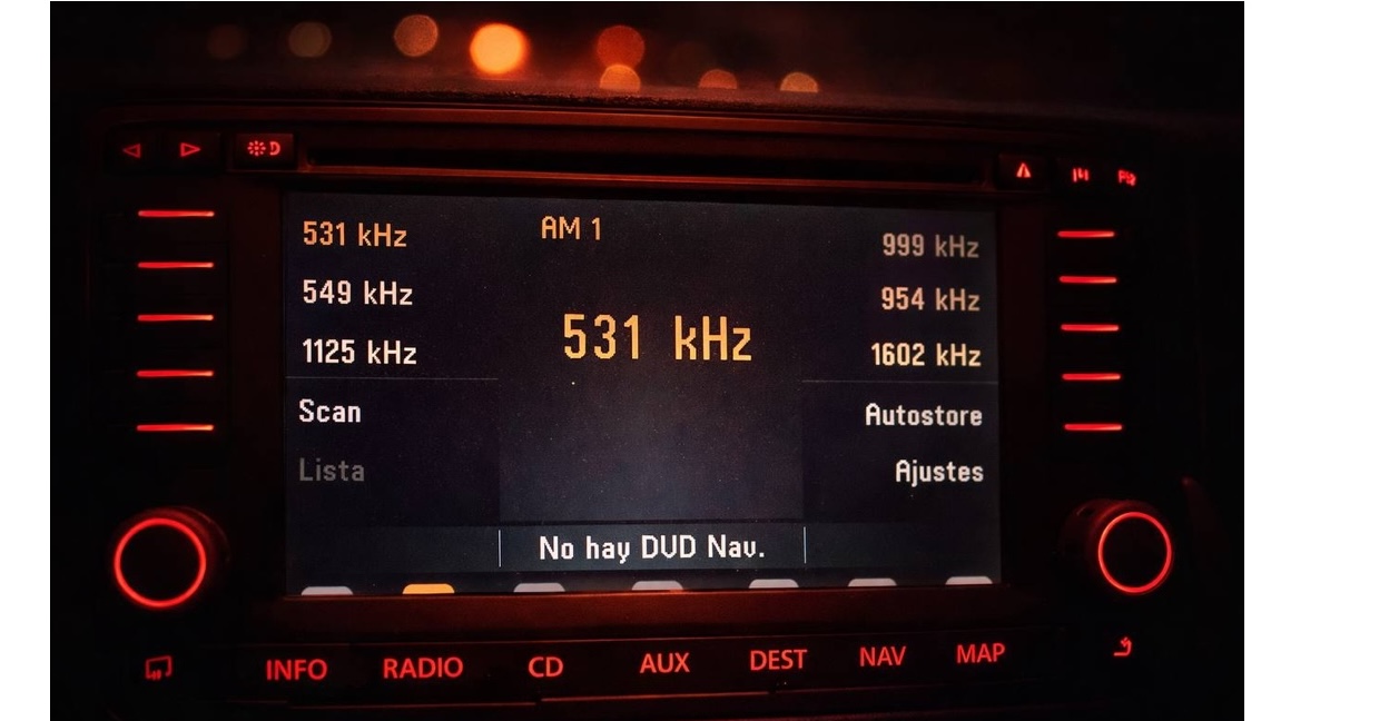 Escuchando la radio AM en enero 2026
