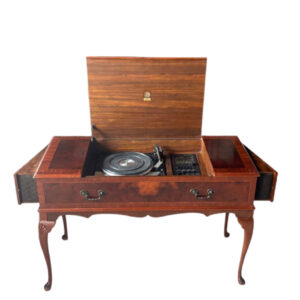 Dynatron RG1010 PW Music Center (con chasis SRX20 y tocadiscos Garrard)