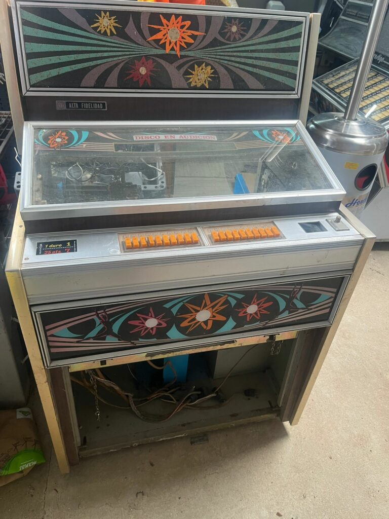 Jukebox Sinfonola 100 de test - Prototipo