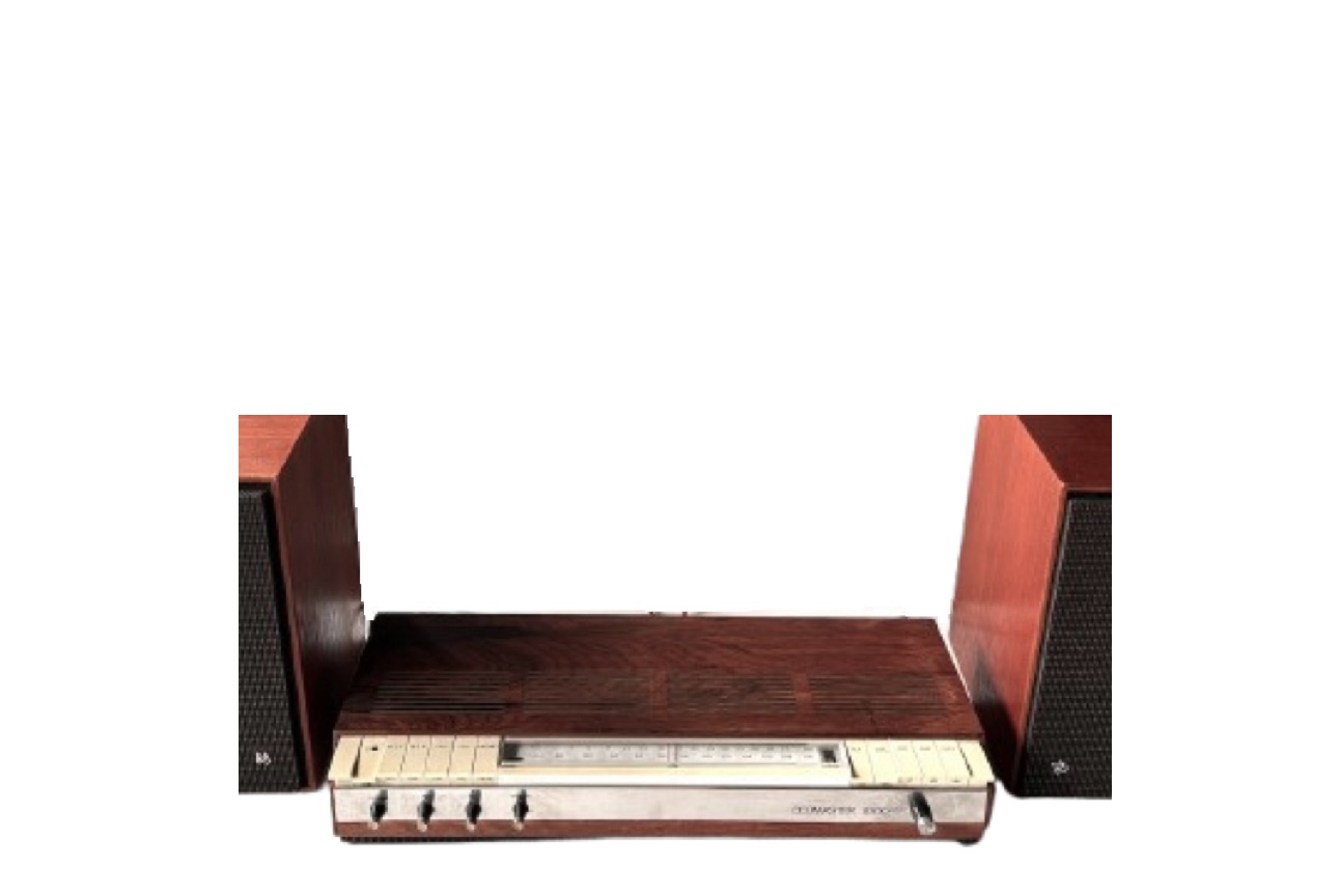 6- Bang & Olufsen Beomaster 1000 – innovación «teclas piano»