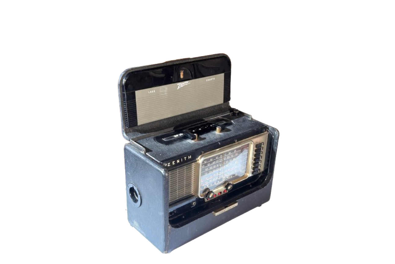 5 – Radio Zenith Trans-Oceanic R600 – La legendaria radio de onda corta a válvulas