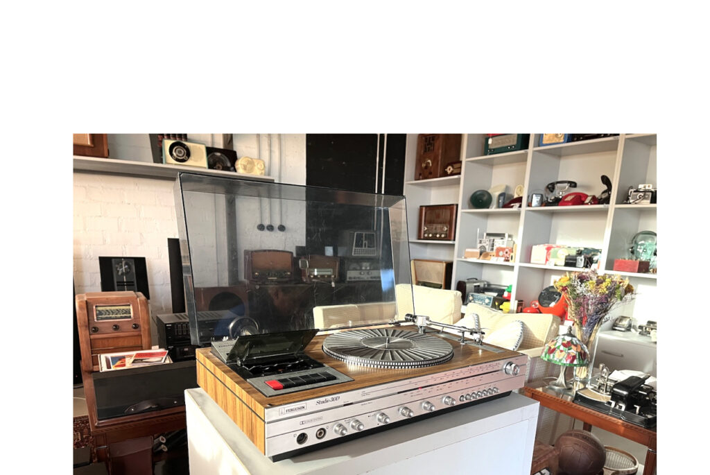 Music Center FERGUSON 3920 studio 30D