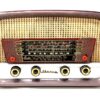 Radio de válvulas Iberia D30