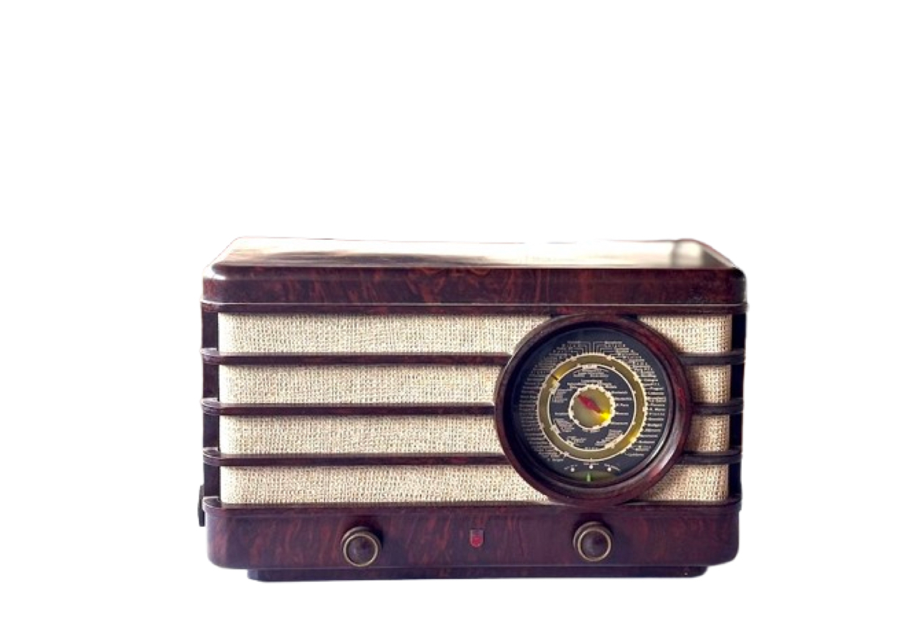 3 -Radio Philips 470A de 1938. Restaurada y con bluetooth auxiliar. ¡Precioso Dial!