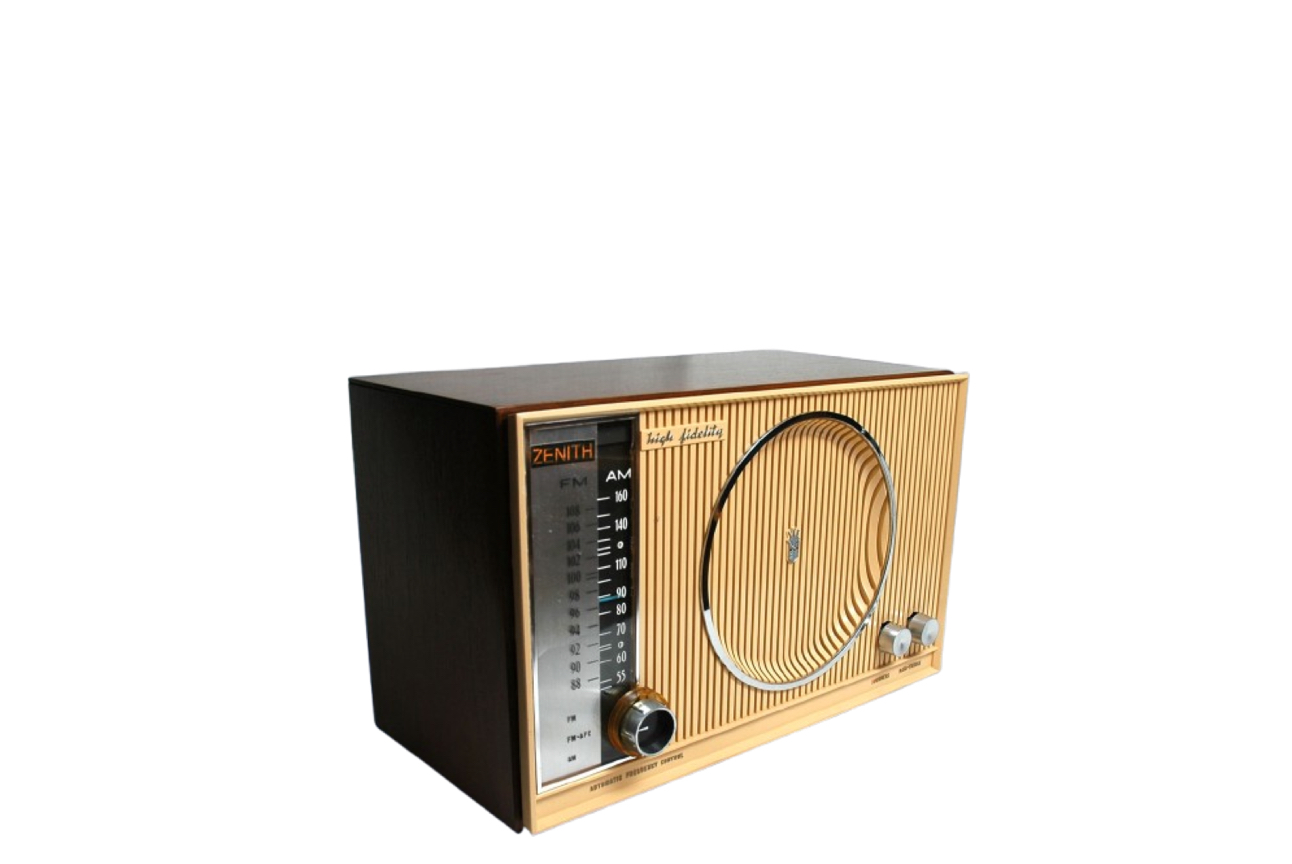 5 – Zenith C845 «The Super Interlude». Funcionando y con bluetooth. Una de las mejores radios de válvulas.